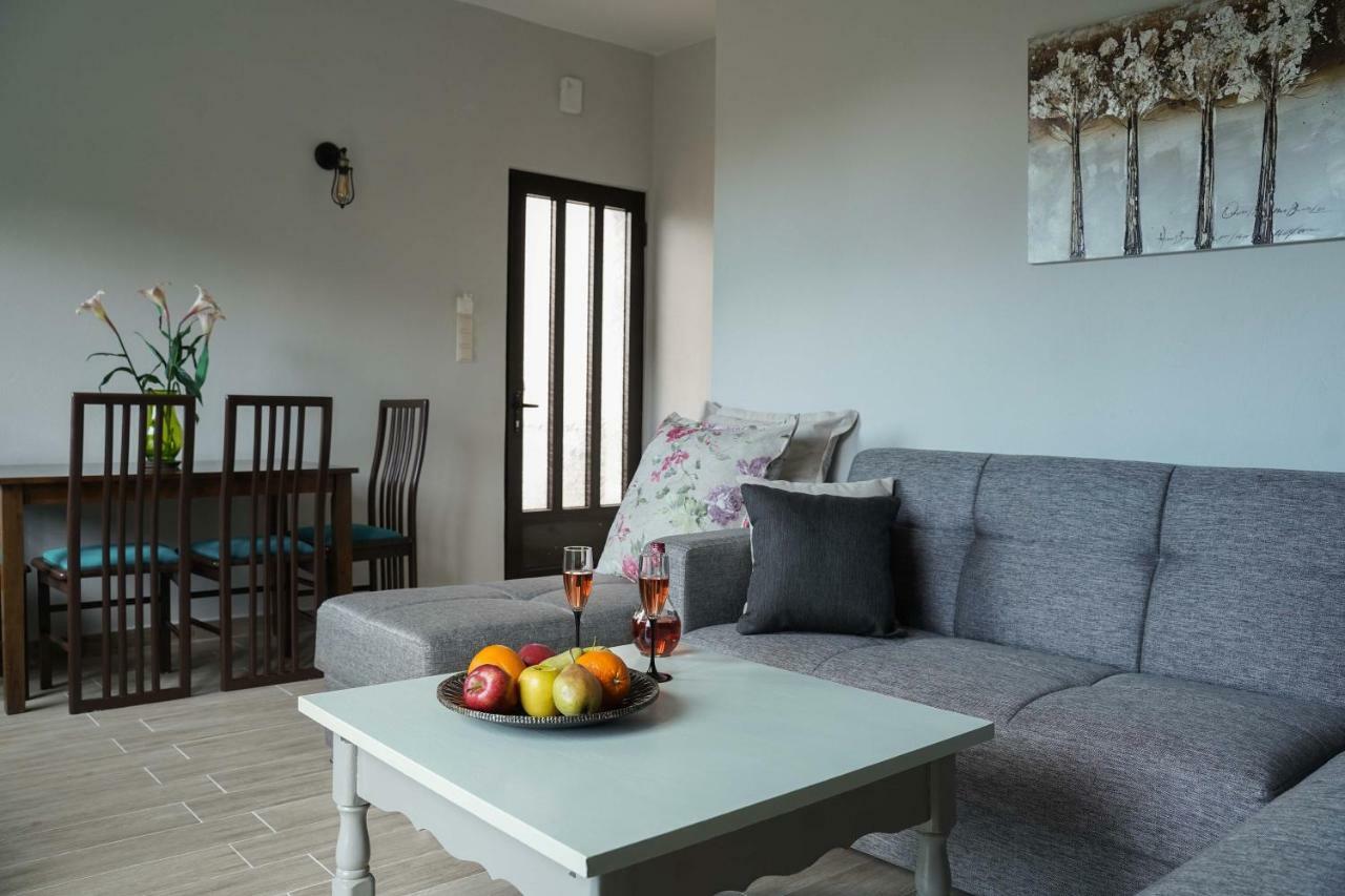 Ingreen Apartment Potamia  Екстер'єр фото